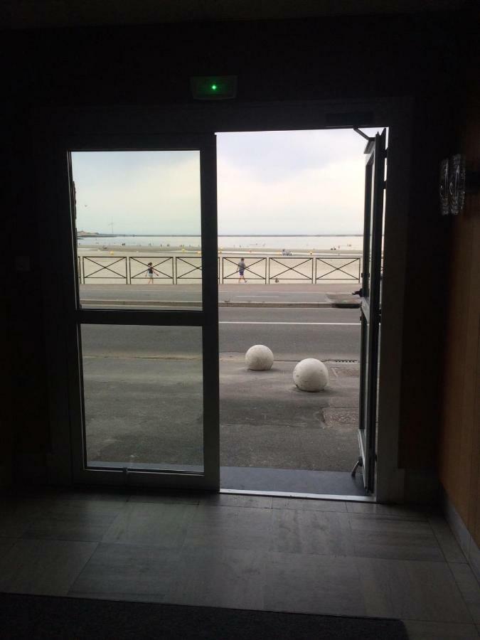 Les Pieds Dans L'Eau, Frond De Mer 볼로뉴쉬르메르 외부 사진